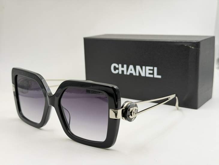 Picture of Chanel Sunglasses _SKUfw79278552fw